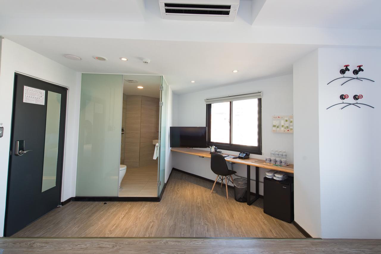 Traveller Inn Tiehua Cultural And Creative Hotel Taitung Exterior photo