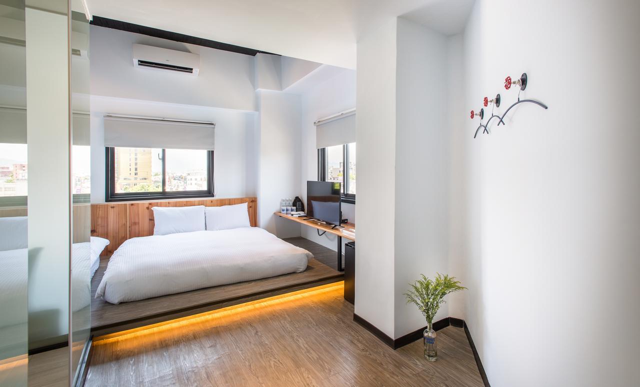 Traveller Inn Tiehua Cultural And Creative Hotel Taitung Exterior photo